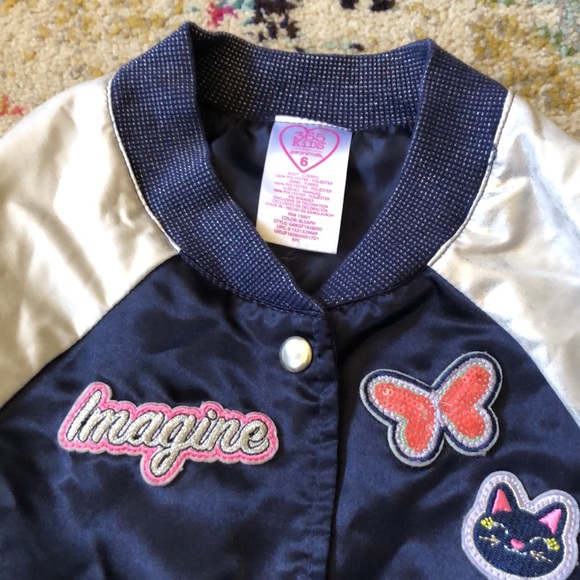 🧜🏼‍♀️3 for $15 item!🧜🏼‍♀️ snap up track jacket - Picture 2 of 3